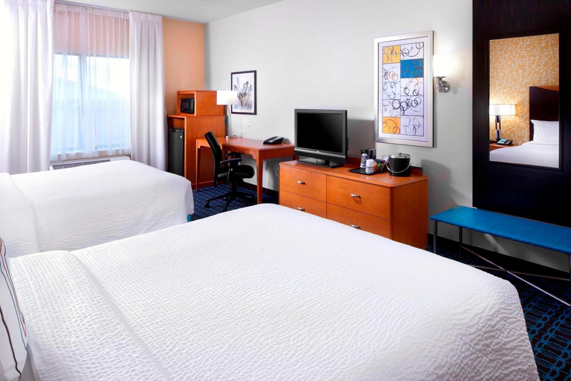 Fairfield Inn & Suites By Marriott Cumberland Exterior photo