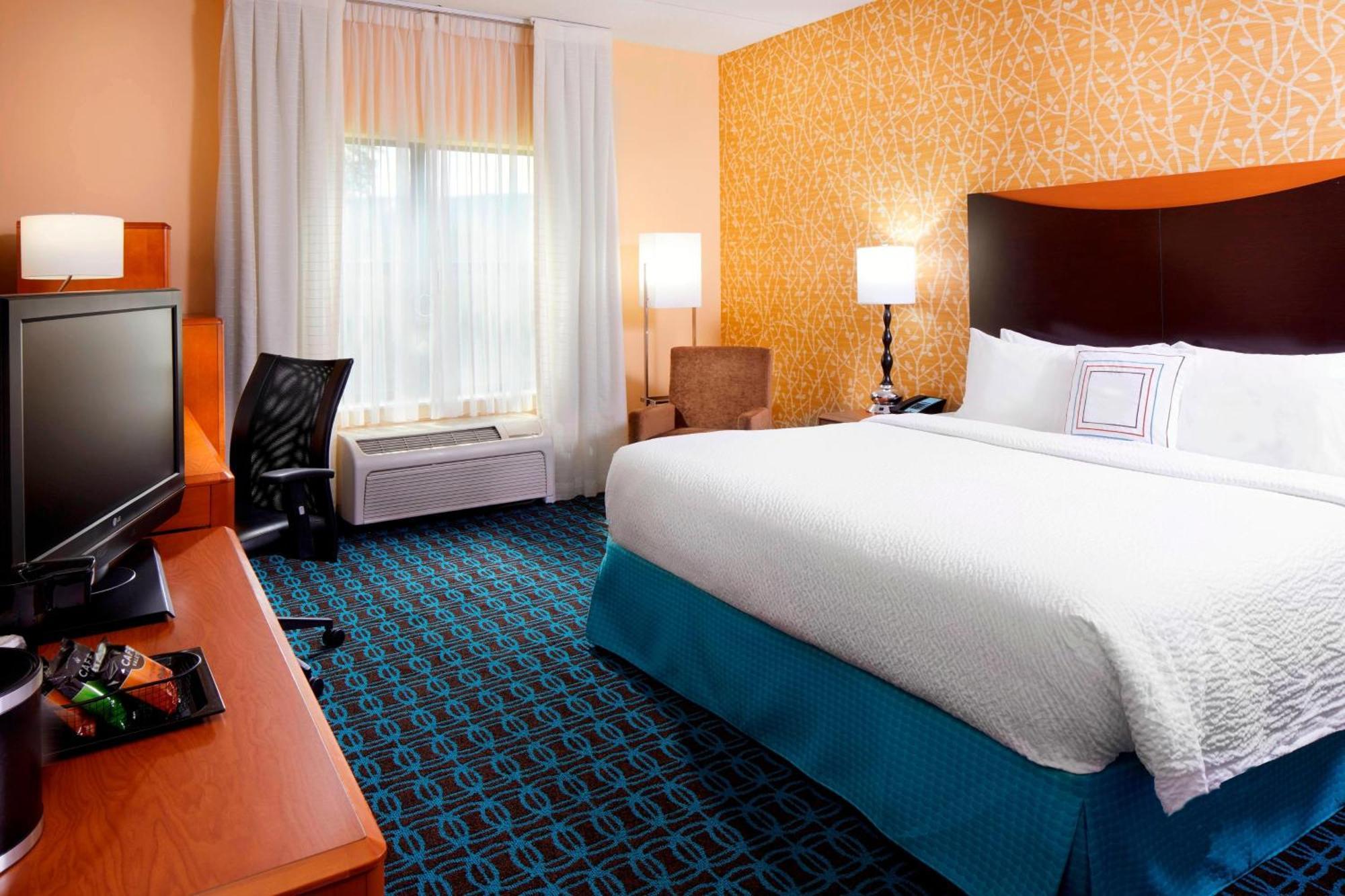 Fairfield Inn & Suites By Marriott Cumberland Exterior photo
