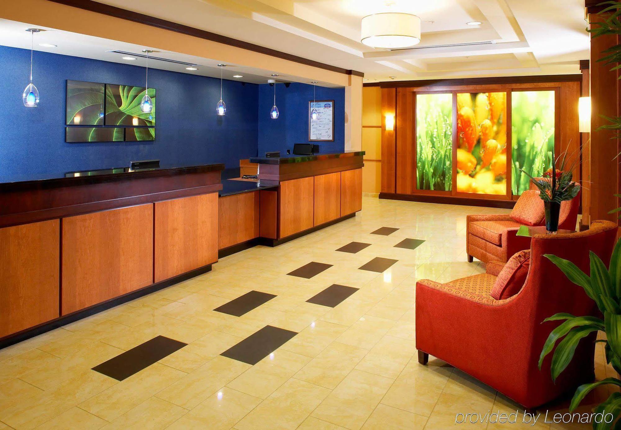 Fairfield Inn & Suites By Marriott Cumberland Interior photo