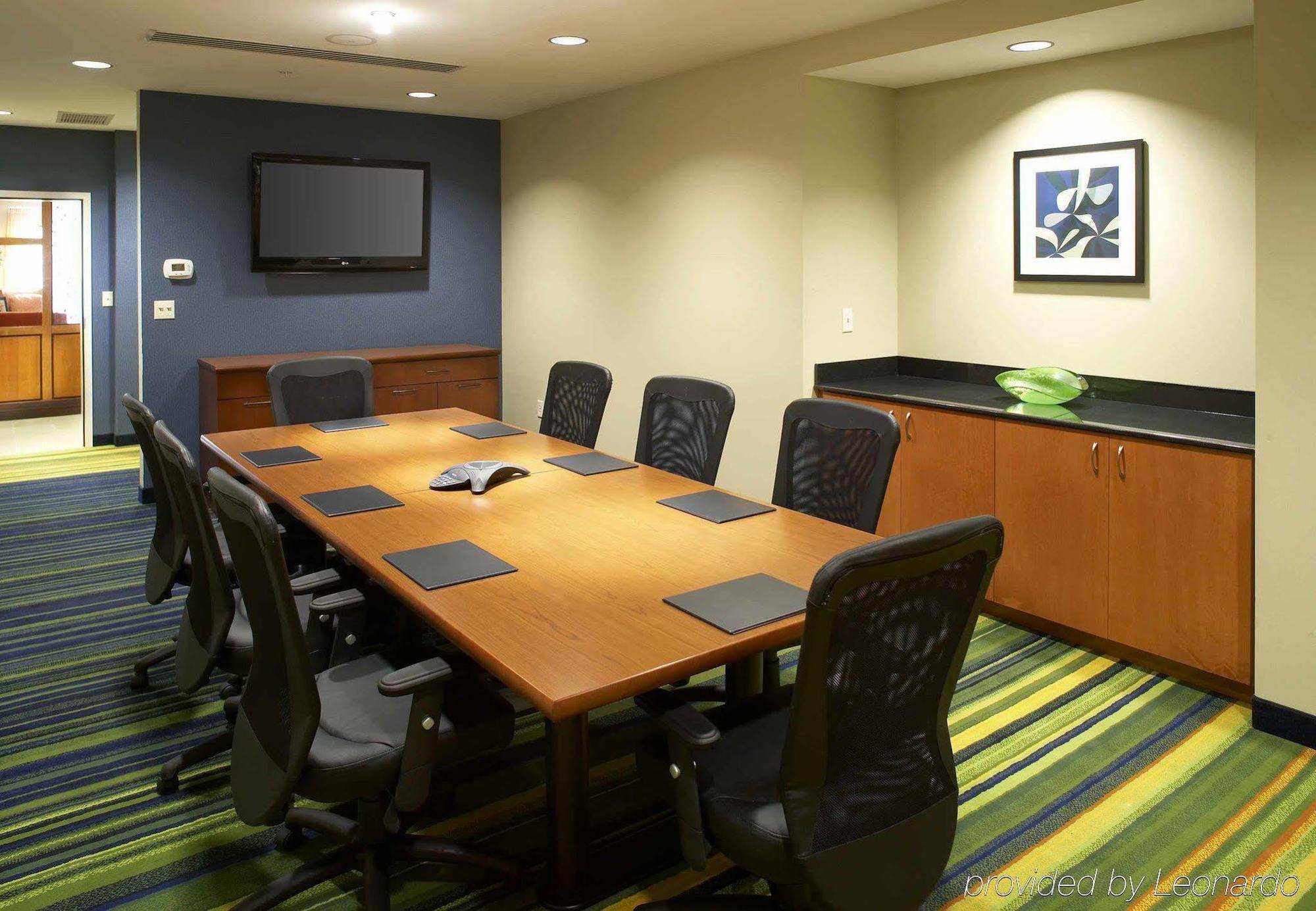 Fairfield Inn & Suites By Marriott Cumberland Facilities photo