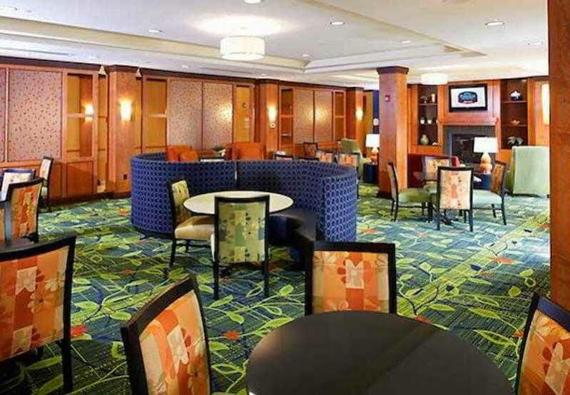 Fairfield Inn & Suites By Marriott Cumberland Exterior photo